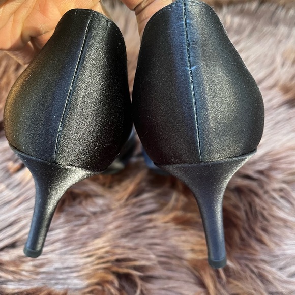 Stuart Weitzman “Crissy” Satin Pumps - Picture 12 of 14